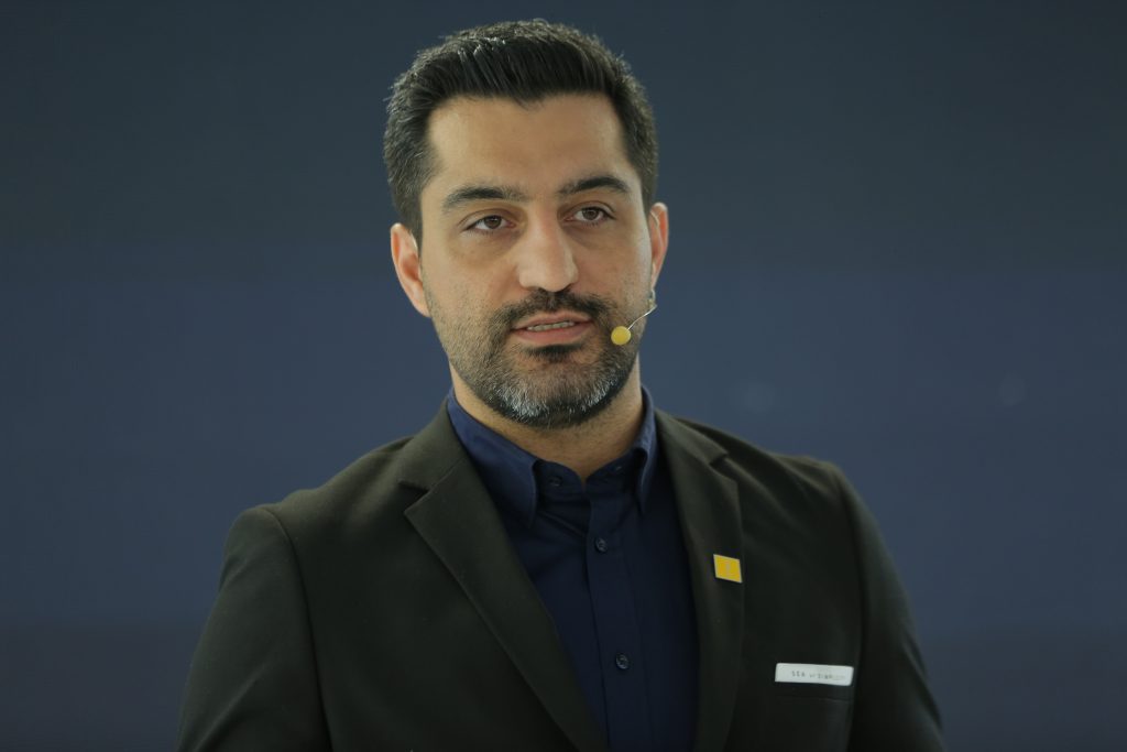 صدابرداری همایش با هدمیک